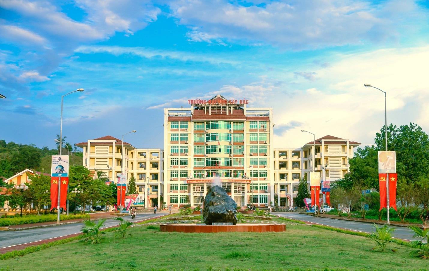 Đại học Tây Bắc