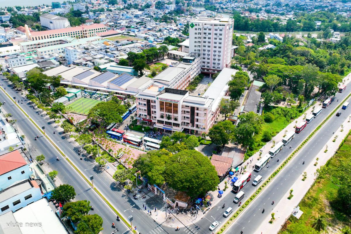 Trường Đại học Sư phạm Kỹ thuật Vĩnh Long