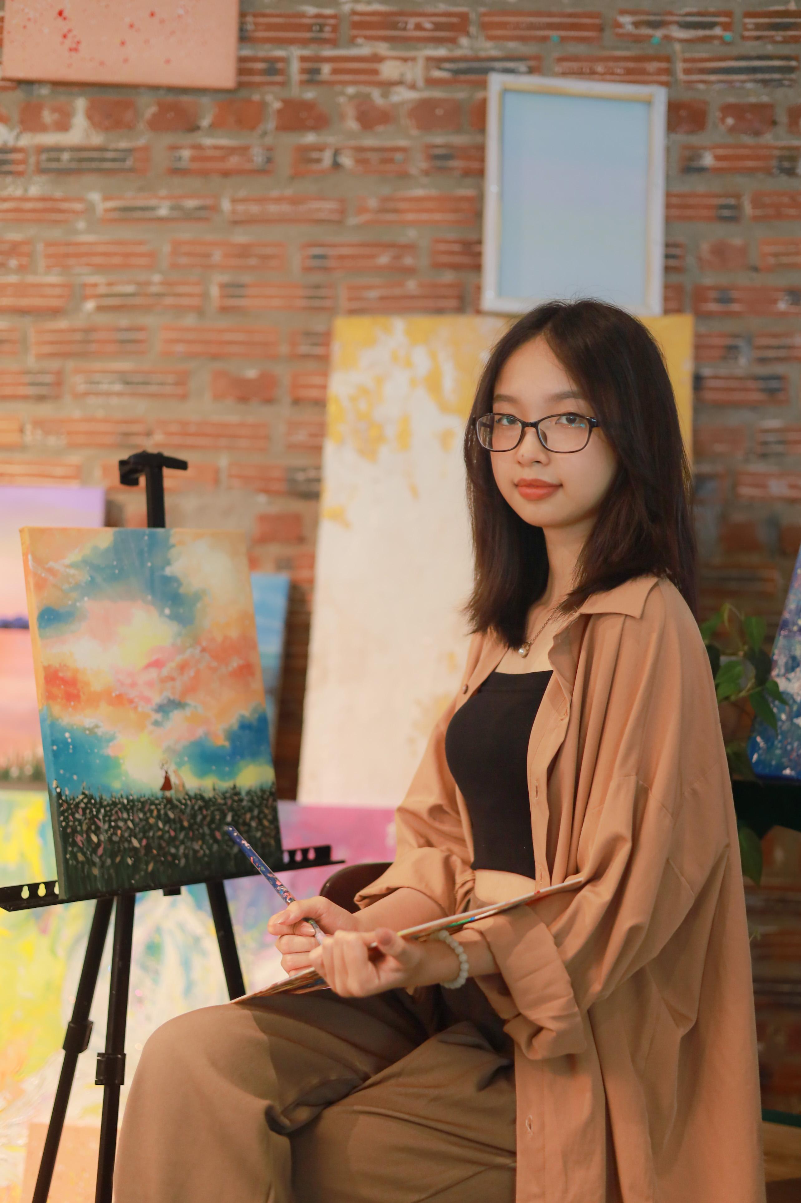Hoàng Hằng Nga