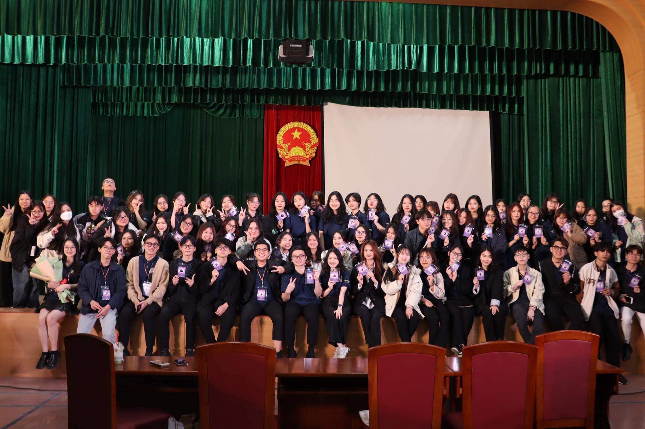 Hình ảnh của HLU DEBATE TOURNAMENT