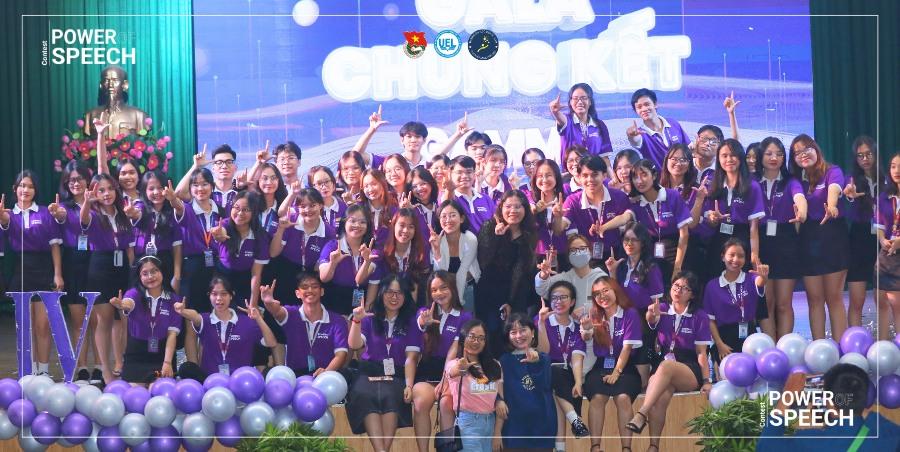 Hình ảnh hoạt động của CLB CLB THẮP SÁNG ƯỚC MƠ UEL với URL: https://edus3.leaderbook.com/prod/upload/img/662b7a03b00f2f0052869da1-z5070910886978_d671f423bc192bc096157ac98105ac70.jpg