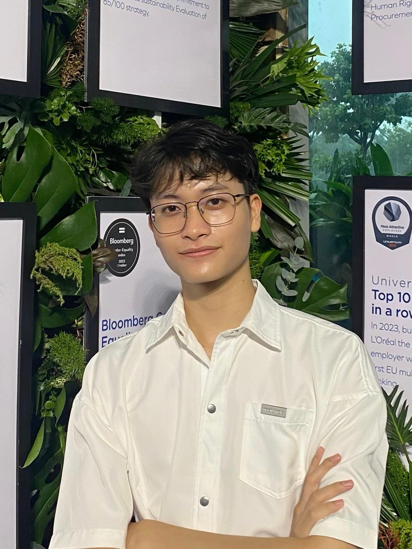 Trương Việt Hùng