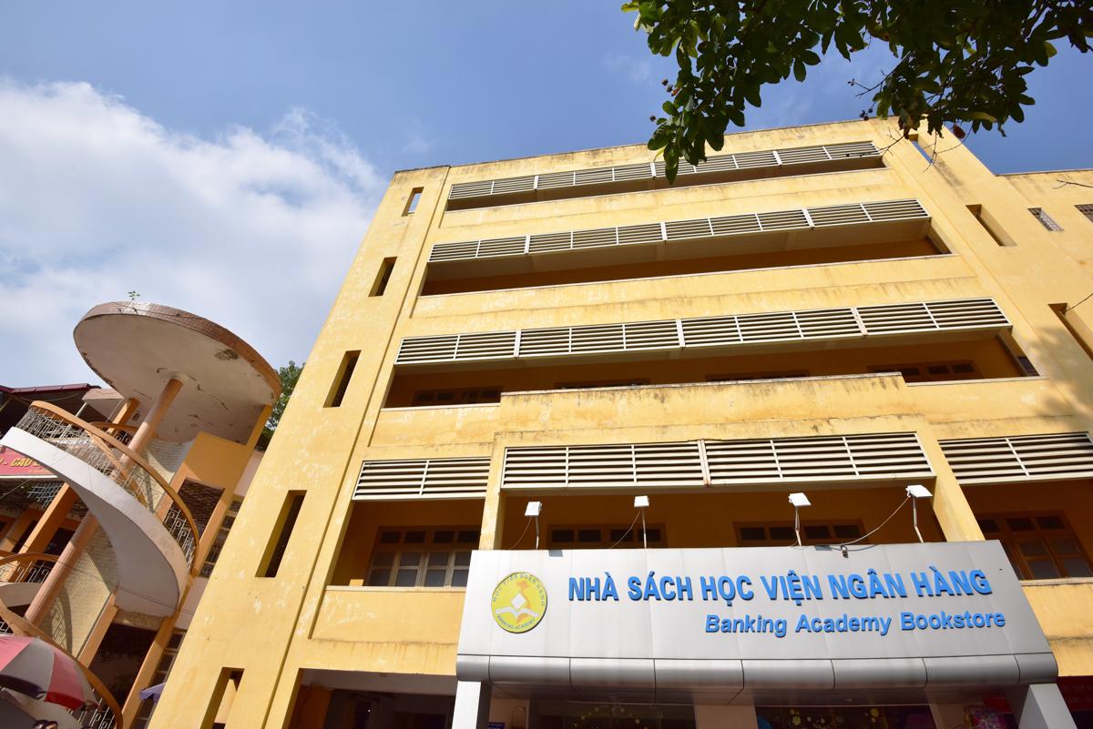 Học viện Ngân hàng