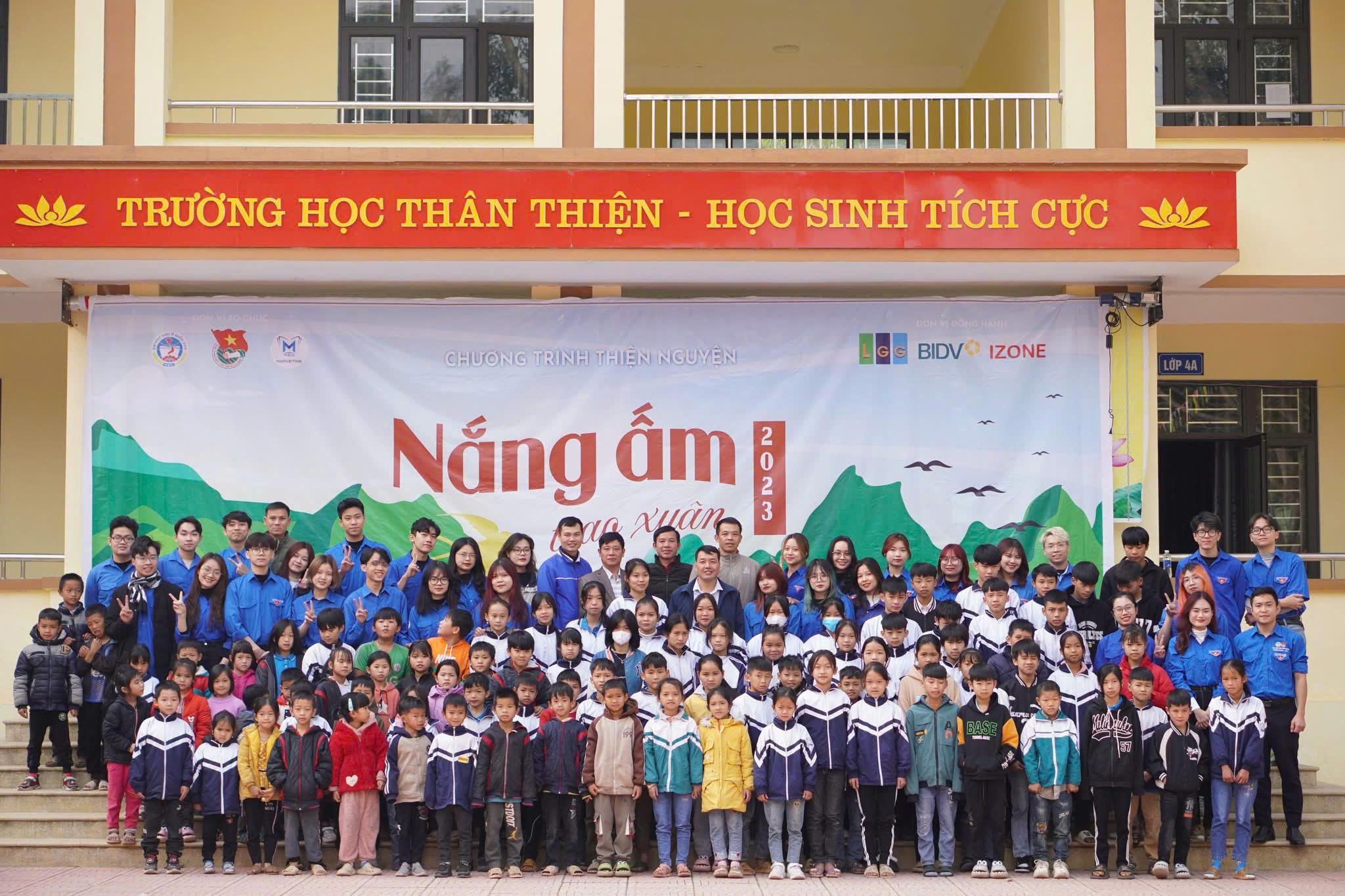 Hình ảnh của Nắng ấm trao xuân