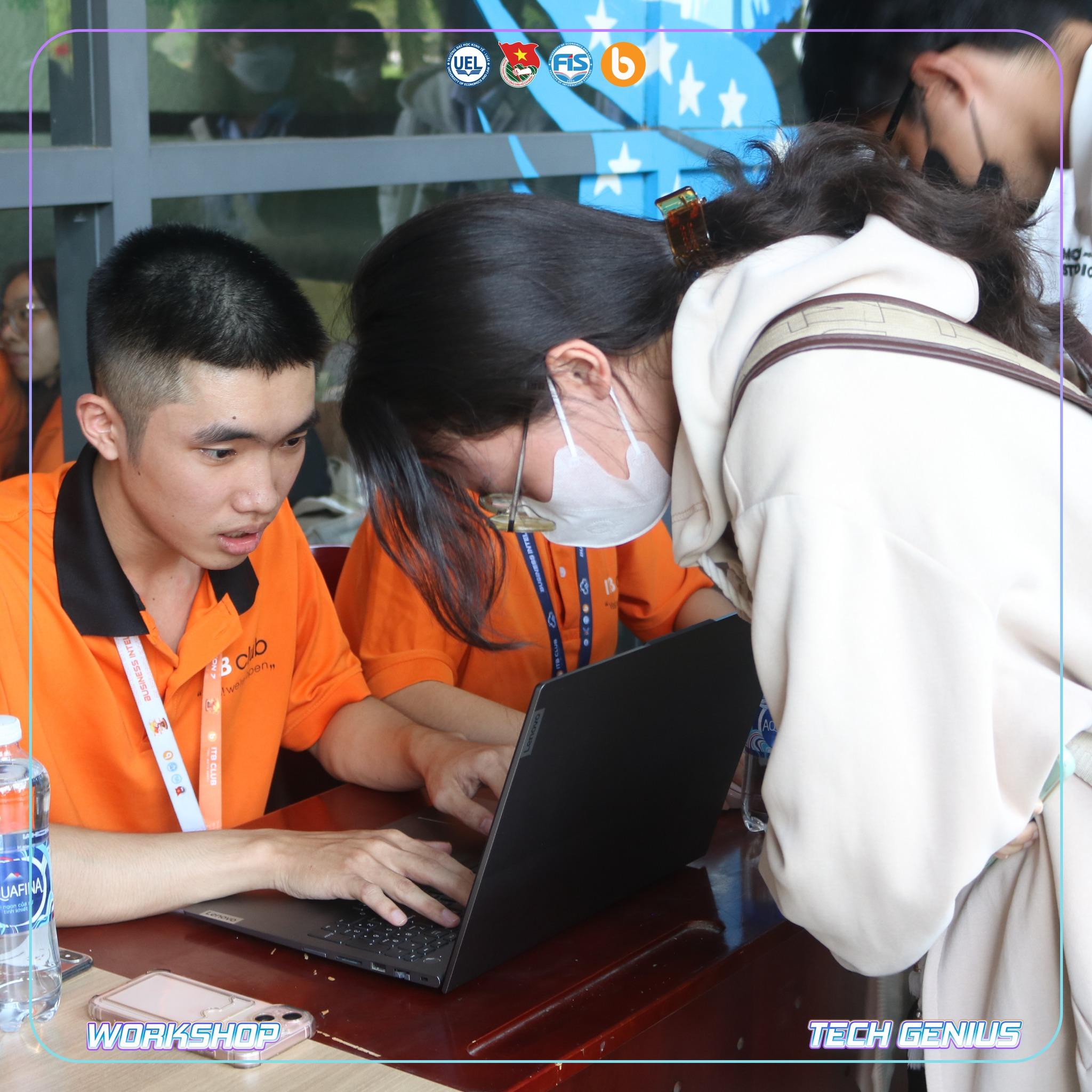 Hình ảnh hoạt động của CLB ITB CLUB (Information Technology for Business) với URL: https://edus3.leaderbook.com/prod/upload/img/68089ec71a12c6005167ded1-490700356_1214389507365034_1480521424226846221_n.jpg