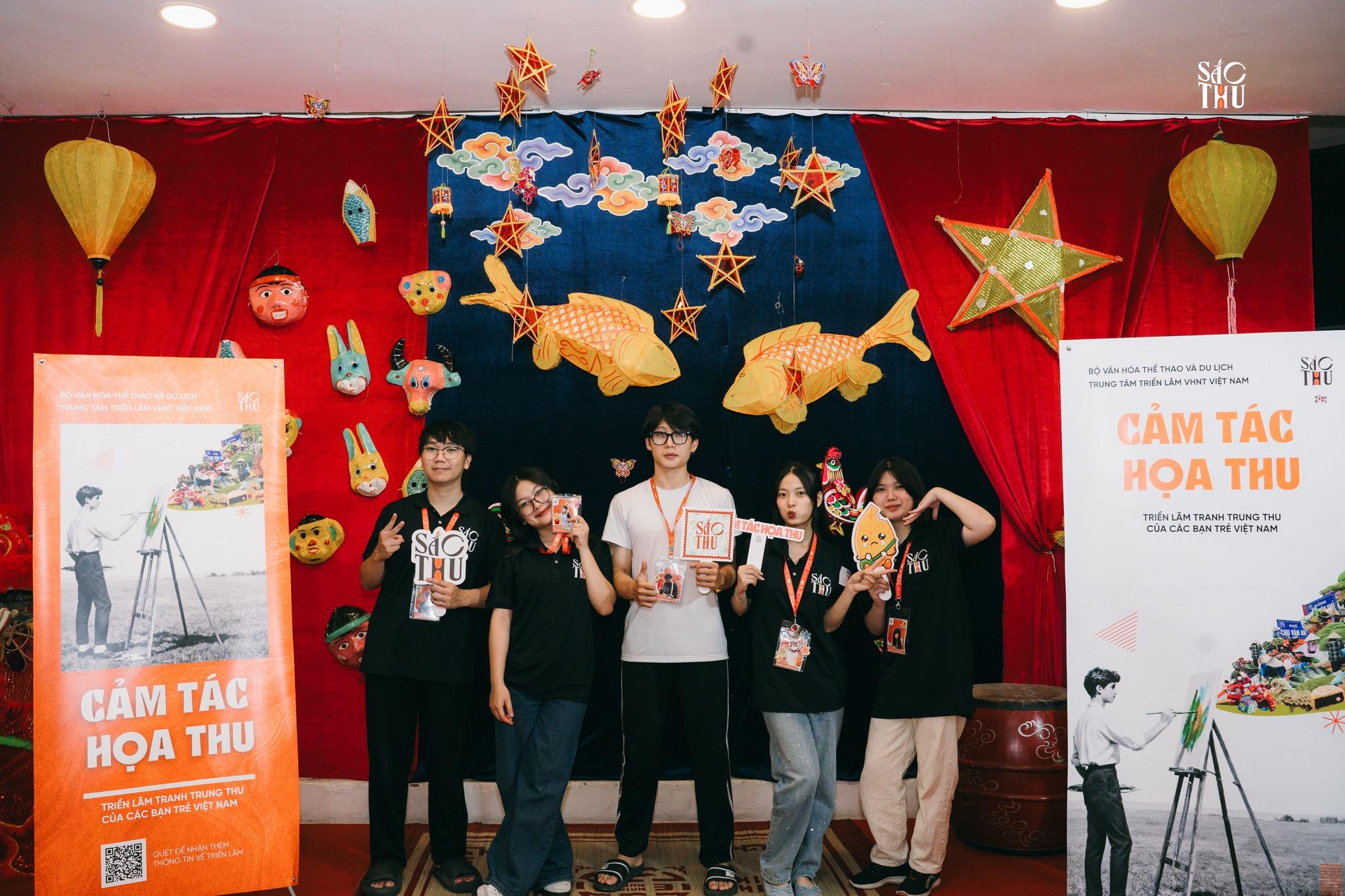 Hình ảnh hoạt động của CLB Sắc Thu 2025 với URL: https://edus3.leaderbook.com/prod/upload/img/68faf24dbaac2d0055bc5805-558367991_122104285209042064_3354012420008098178_n.jpg