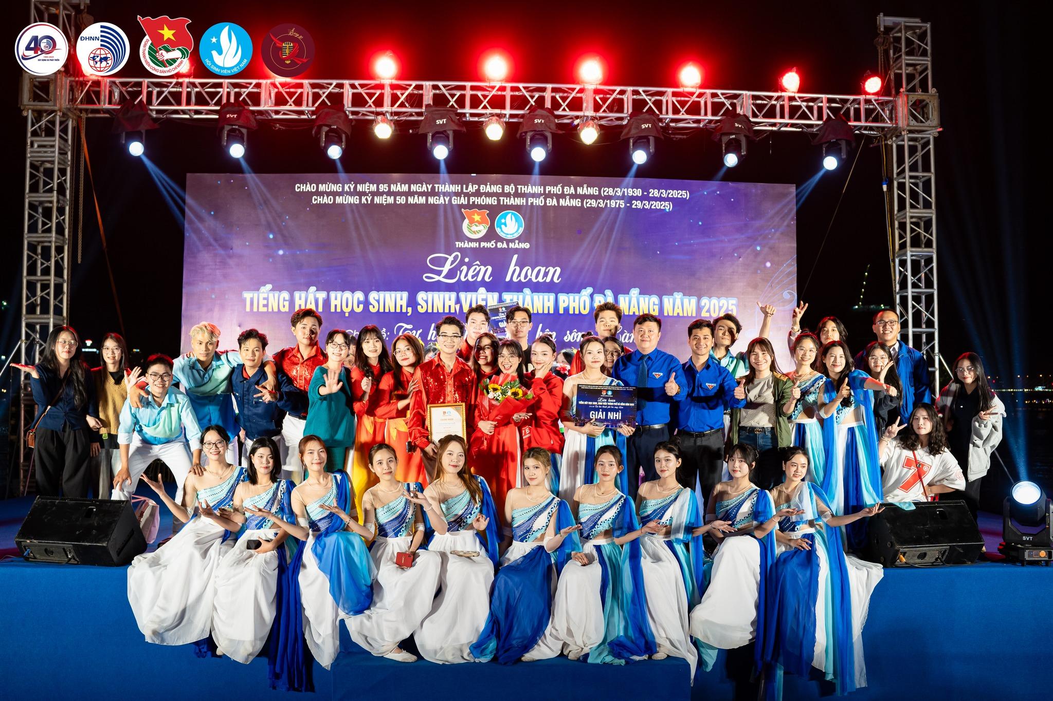 Hình ảnh hoạt động của CLB CLB Nghệ thuật Sóng 20 với URL: https://edus3.leaderbook.com/prod/upload/img/690b600f03d2d20053b73e71-547279967_122341361276007080_8337474227281845077_n.jpg