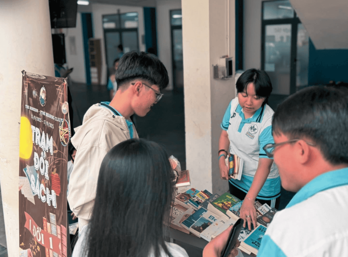 Hình ảnh của Trạm đổi sách